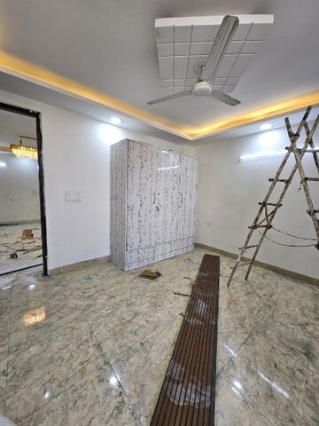 Balcony in 3 BHK Builder Floor at Green Fields Colony – for Sale