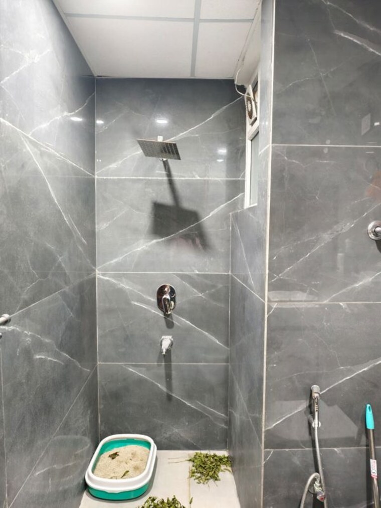 Bathroom, ghb-splande 3 Bedroom 1735 Sq.Ft. Apartment In Patiala Road Zirakpur 9966678