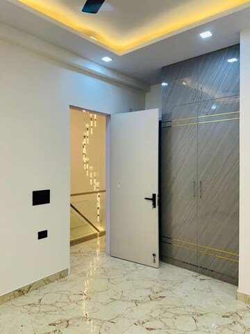 Room in 2 BHK Builder Floor at Baraula – for Sale