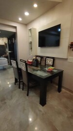 3 BHK + Store Room 250 Sq.Yd. Builder Floor in Sector 7