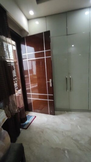 Furnished Amenities in 3 BHK Builder Floor at Sector 7 – for Sale