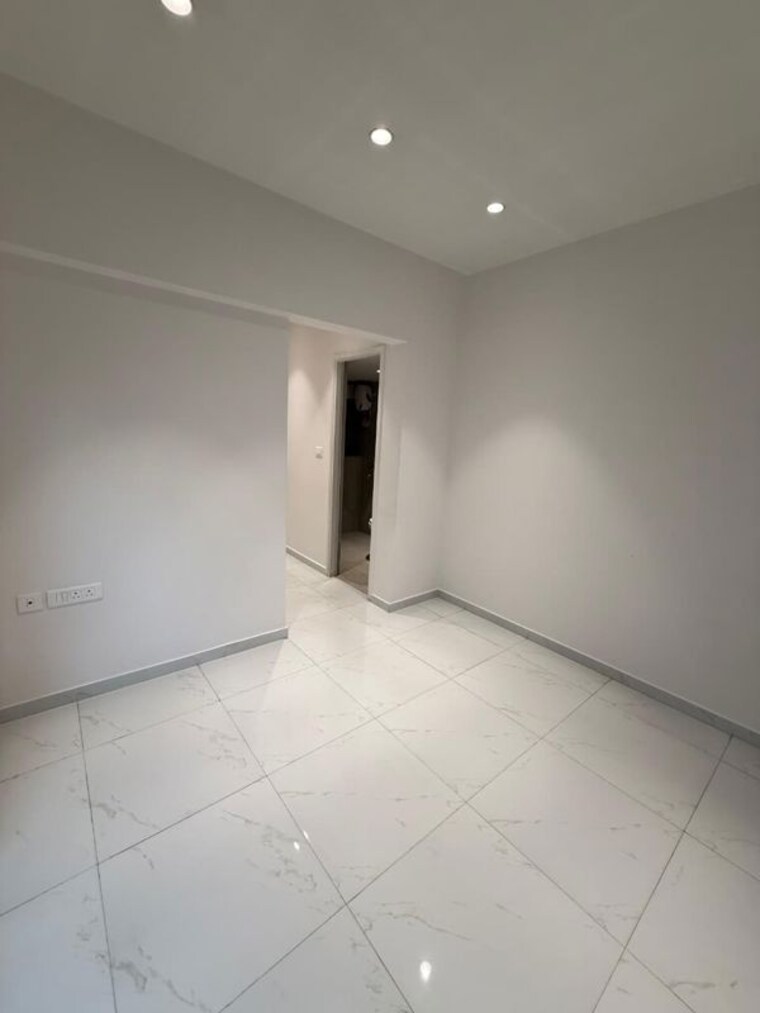Room, runwal-gardens 1 Bedroom 522 Sq.Ft. Apartment In Dombivli East Thane 9966645
