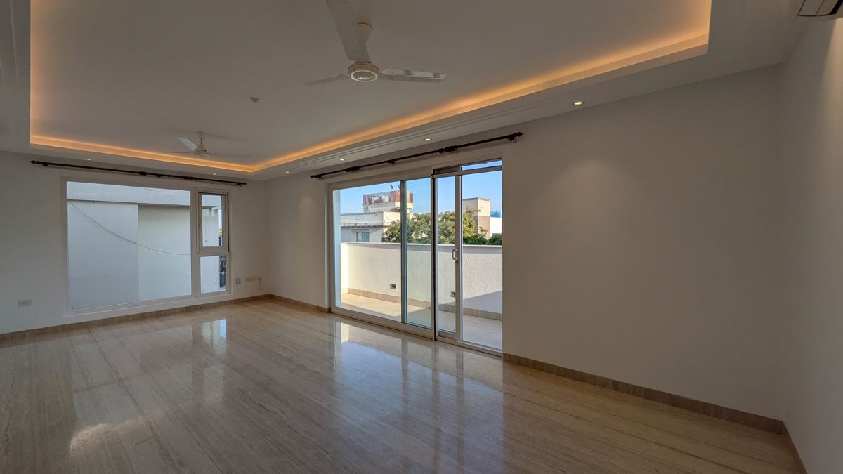 4 BHK + Servant Room Builder Floor For Rent in Vasant Vihar