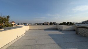 Parking in 4 BHK Builder Floor at Vasant Vihar – for Rent