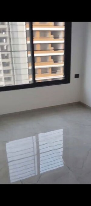 Room in 2 BHK Apartment at Unique Youtopia, Kharadi – for Rent