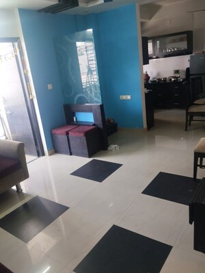 Team Area in 2 BHK Apartment at Ghatlodia – for Rent