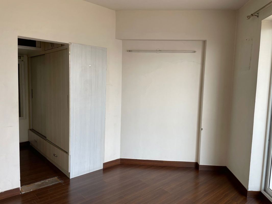 3.5 BHK + Servant Room Apartment For Rent in Bestech Park View Spa Next
