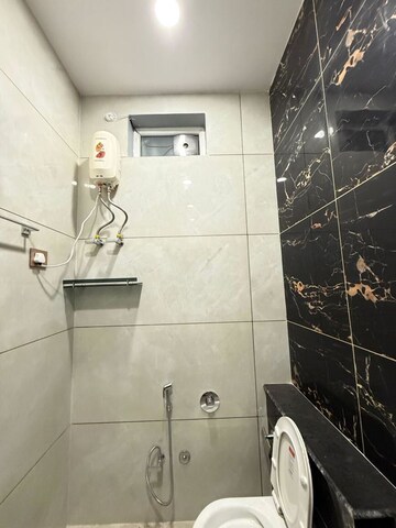 Floor Plan in  Showroom at Gomti Nagar – for Rent