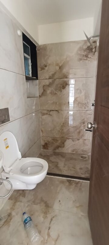 Bathroom in 1 BHK Apartment at Bindra Complex, Andheri East – for Rent