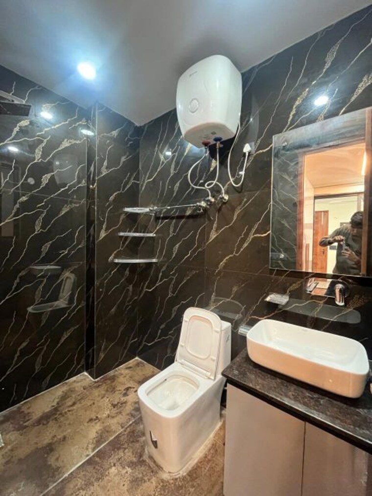 Bathroom, sector 44 1 RK 450 Sq.Ft. Builder Floor In Sector 44 Gurgaon 9967079