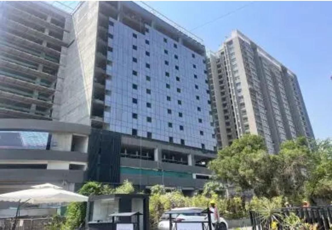 4 BHK + Pooja Room Apartment For Sale in Mantra Mirari