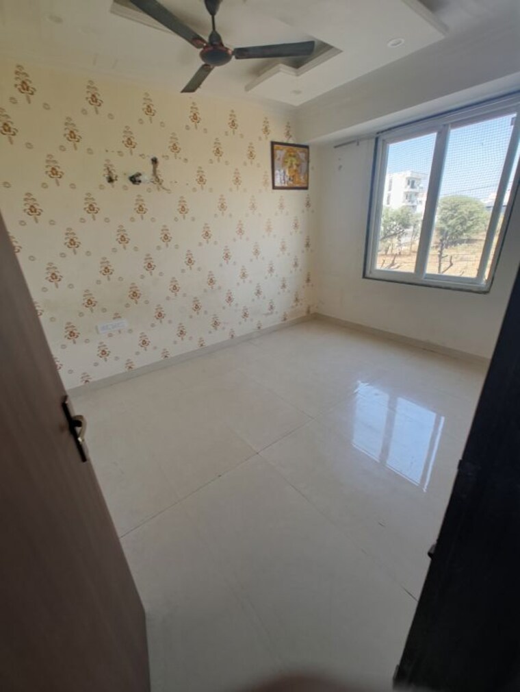 Room, patrakar colony 3 Bedroom 1350 Sq.Ft. Apartment In Patrakar Colony Jaipur 9967116