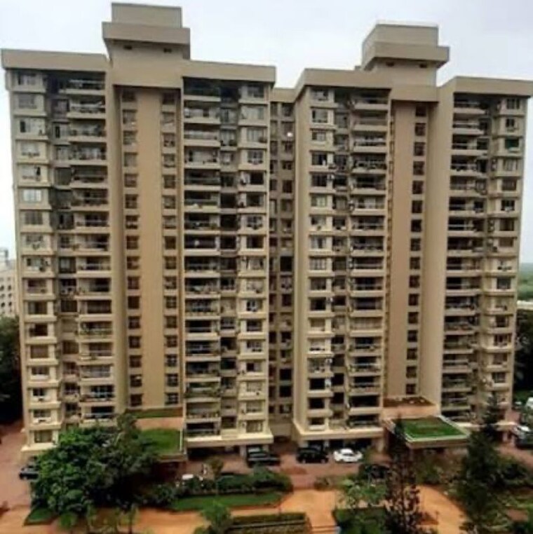 Exterior View, andheri west 3 Bedroom 1400 Sq.Ft. Apartment In Andheri West Mumbai 9967131