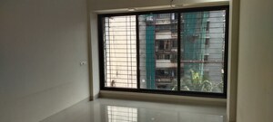 Room in 2 BHK Apartment at Cross Gate Apartment, Andheri West – for Rent