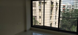 Room in 2 BHK Apartment at Cross Gate Apartment, Andheri West – for Rent