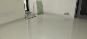 Room in 2 BHK Apartment at Cross Gate Apartment, Andheri West – for Rent