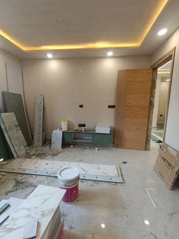 Living Room in 4 BHK Builder Floor at TDI The Grand Retreat, Sector 88 – for Sale