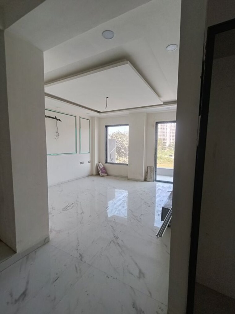 Room, tdi-the-grand-retreat 4 Bedroom 2000 Sq.Ft. Builder Floor In Sector 88 Faridabad 9967417