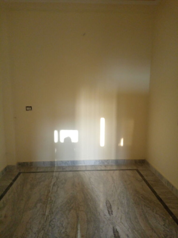 Room, alpha ii greater noida 1 Bedroom 60 Sq.Mt. Independent House In Alpha Ii Greater Noida Greater Noida 9967352