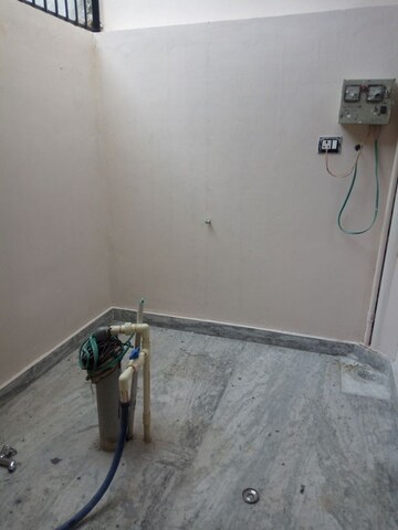 Furnished Amenities in 1 BHK Independent House at Alpha Ii Greater Noida – for Sale