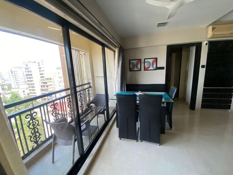 Balcony, khar west 3.5 Bedroom 1100 Sq.Ft. Apartment In Khar West Mumbai 9967437