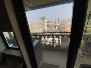 Balcony in 3.5 BHK Apartment at Khar West – for Rent