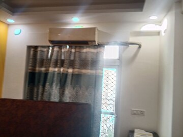 Furnished Amenities in 2 BHK Apartment at Mahagun Mywoods III, Sector 16c Greater Noida – for Rent