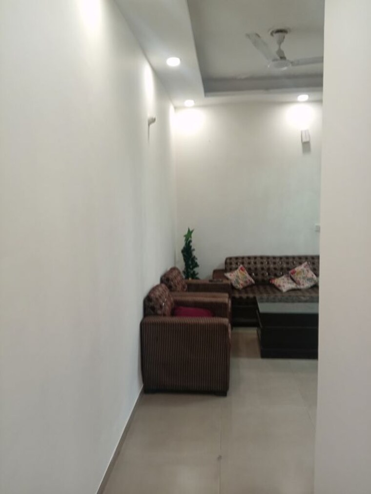 Living Room, mahagun-mywoods-iii 2 Bedroom 960 Sq.Ft. Apartment In Sector 16c Greater Noida Greater Noida 9967606