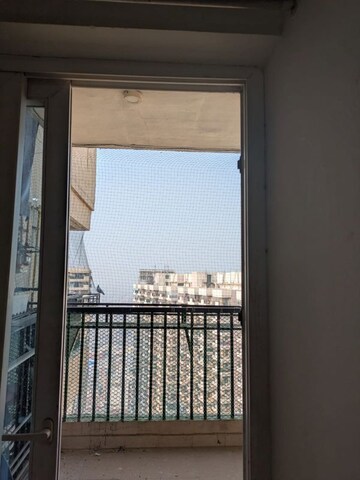 Room in 2 BHK Apartment at Gaur City-2, Gaur City 2 – for Rent