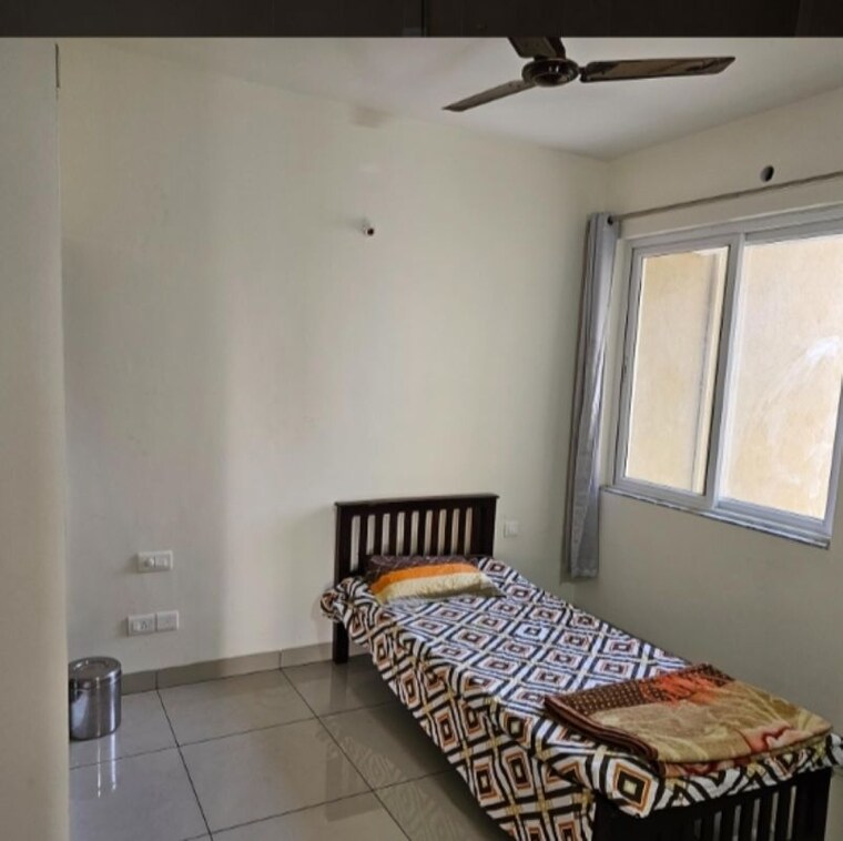 Bedroom, prestige-royale-gardens 3 Bedroom 1758 Sq.Ft. Apartment In Avalahalli Bangalore 9967890