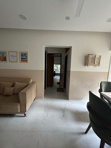 Living Room in 2 BHK Apartment at Shashtri Nagar – for Rent