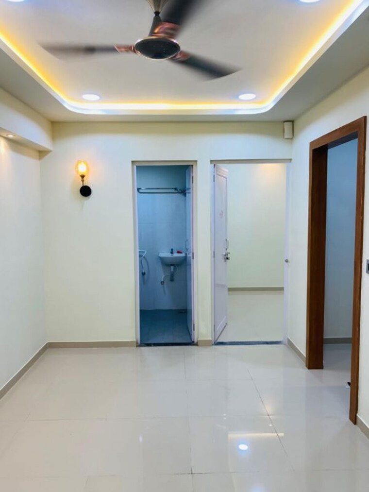 Bedroom, raymond-aashiyana 1 Bedroom 375 Sq.Ft. Apartment In Vartak Nagar Thane 9967894