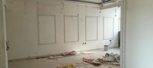 Room in 4 BHK Apartment at Apex The Florus, Vasundhara Sector 16 – for Sale