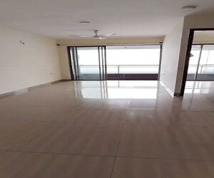 Room in 2.5 BHK Apartment at The Wadhwa The Address, Ghatkopar West – for Sale