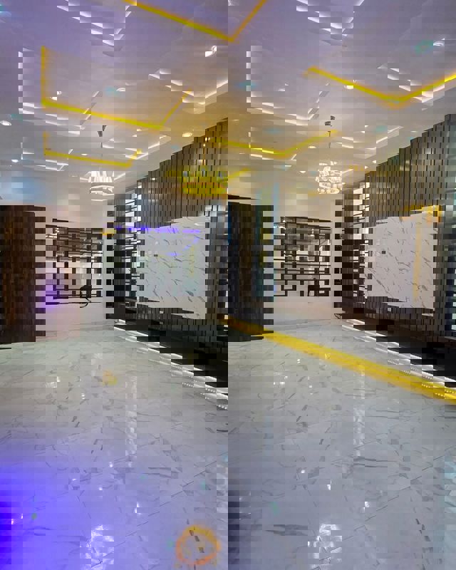 2 BHK 750 Sq.Ft. Apartment in Gulmohar CHS Kurla East