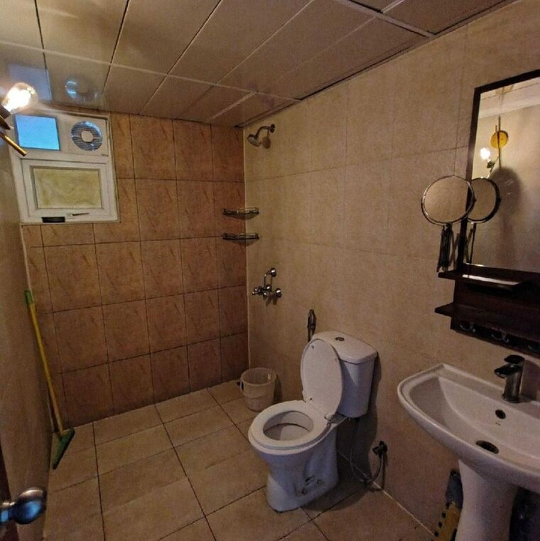 Bathroom, sobha-palm-courts 3 Bedroom 1500 Sq.Ft. Apartment In Kogilu Road Bangalore 9968143