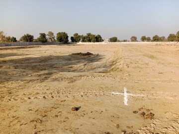  Plot For Sale in Gwalior Road