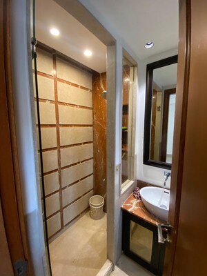 Building Lobby in 4 BHK Builder Floor at Hauz Khas Enclave – for Rent