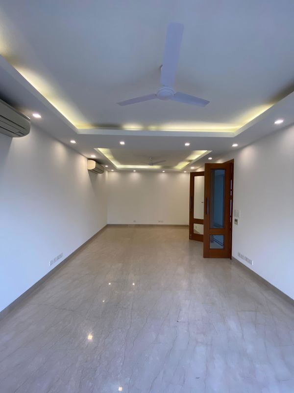 4 BHK + Servant Room Builder Floor For Rent in Hauz Khas Enclave