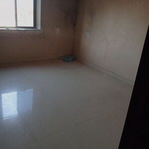 Room in  Shop at Kanka – for Rent