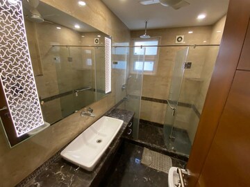 Team Area in 4 BHK Builder Floor at Safdarjung Enclave – for Rent