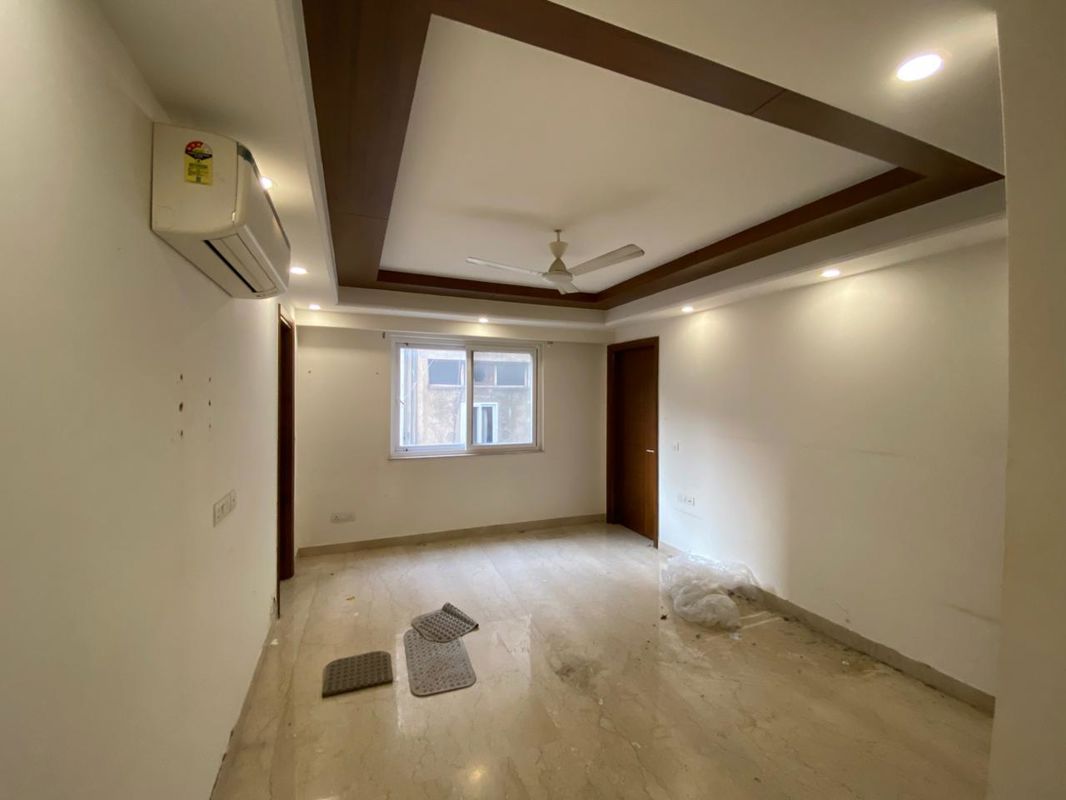 4 BHK + Servant Room Builder Floor For Rent in Safdarjung Enclave