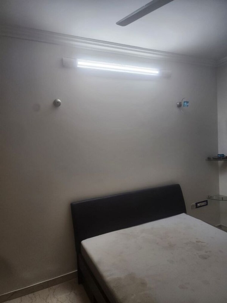 Bedroom, bandra west 3 Bedroom 1100 Sq.Ft. Apartment In Bandra West Mumbai 9968220