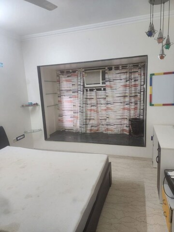 Bedroom in 3 BHK Apartment at Bandra West – for Rent