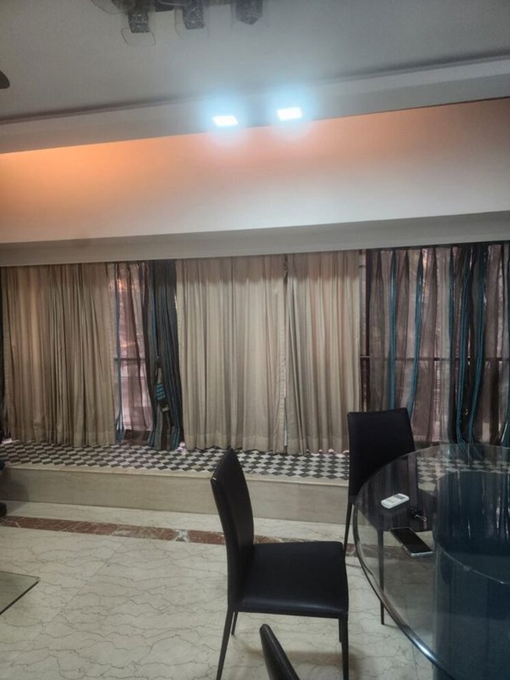 Living Room, bandra west 3 Bedroom 1100 Sq.Ft. Apartment In Bandra West Mumbai 9968220