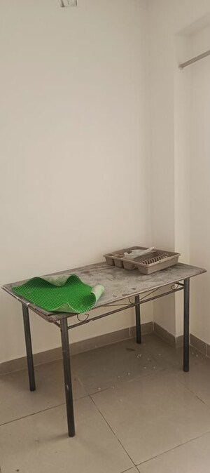 Master Bedroom in 3 BHK Apartment at Express Zenith, Sector 77 – for Rent