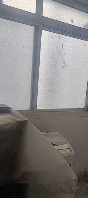 Furnished Amenities in 3 BHK Apartment at Express Zenith, Sector 77 – for Rent