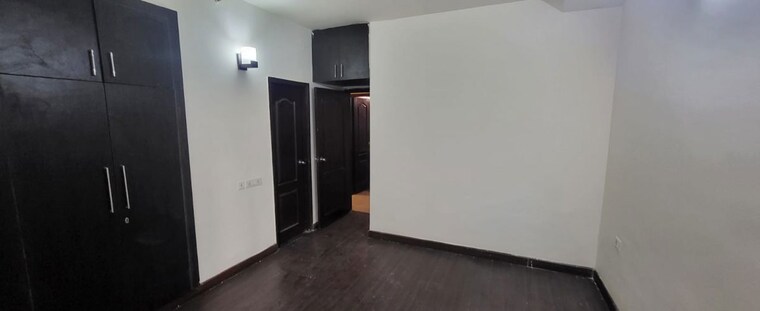 Room, shri-radha-sky-gardens 1 Bedroom 889 Sq.Ft. Apartment In Sector 16b Greater Noida Greater Noida 9968211