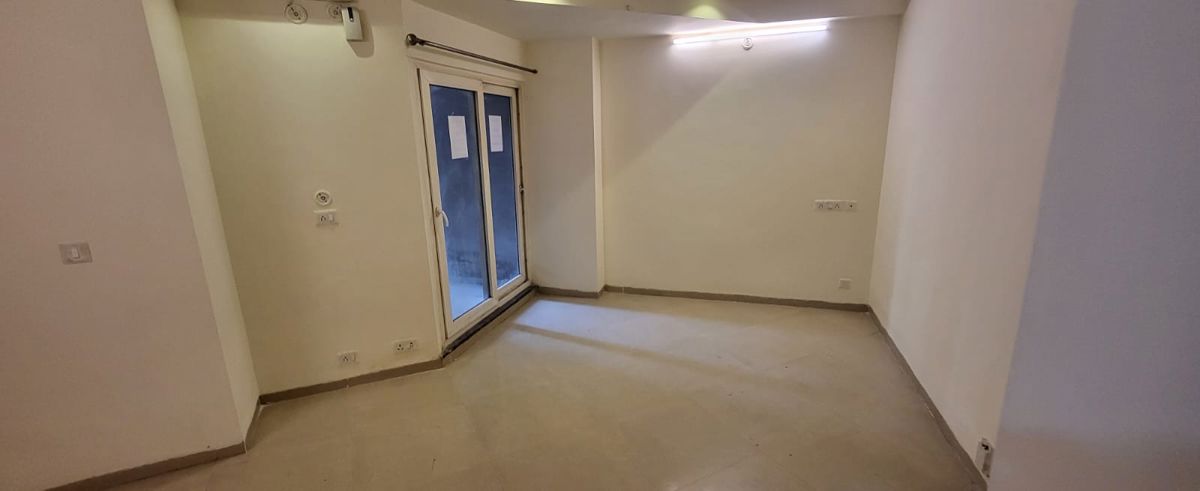 1 BHK Apartment For Sale in Shri Radha Sky Gardens