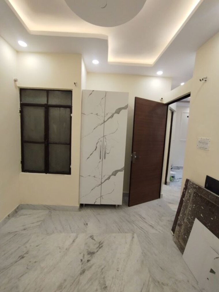 Bedroom, uttam nagar 2 Bedroom 50 Sq.Yd. Builder Floor In Uttam Nagar Delhi 9968370